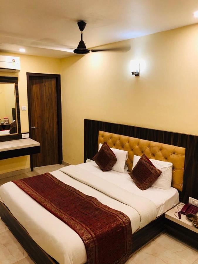 Hotel Augusto Varanasi Eksteriør bilde