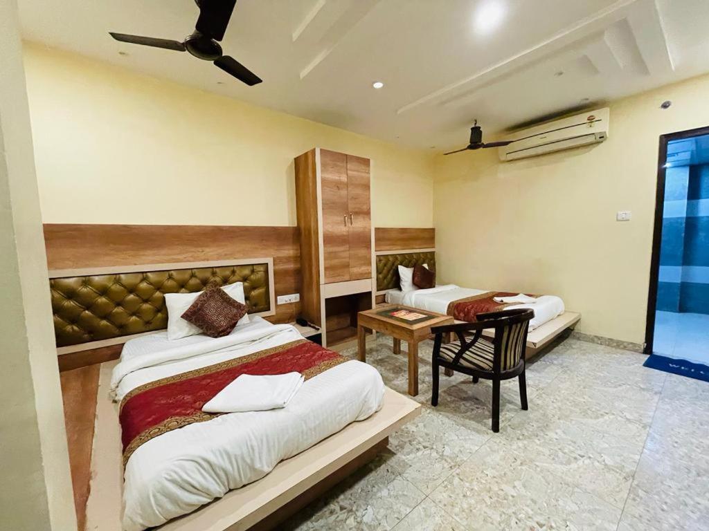 Hotel Augusto Varanasi Eksteriør bilde